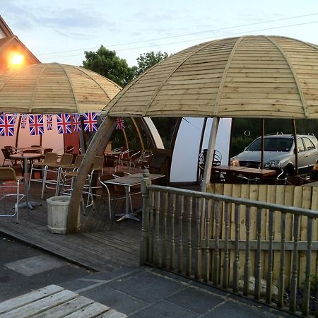 Three Horseshoes Country Inn Barry Dış mekan fotoğraf
