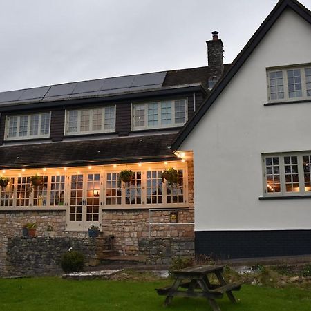 Three Horseshoes Country Inn Barry Dış mekan fotoğraf