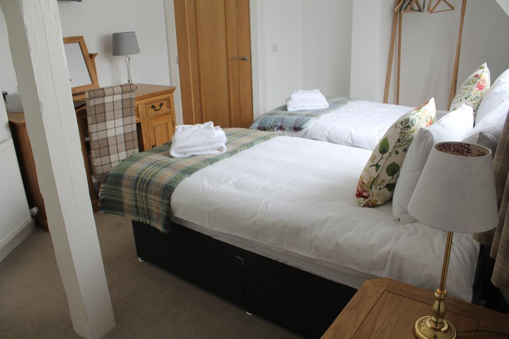 Three Horseshoes Country Inn Barry Dış mekan fotoğraf