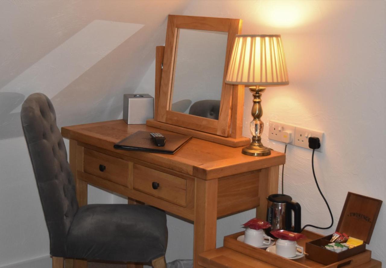 Three Horseshoes Country Inn Barry Dış mekan fotoğraf